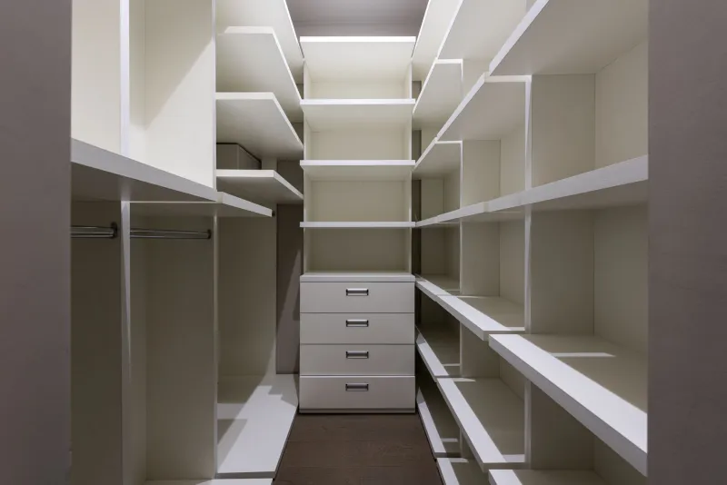 Behind Closed Doors: The Functional Systems Powering New York's Most Effortless Wardrobes